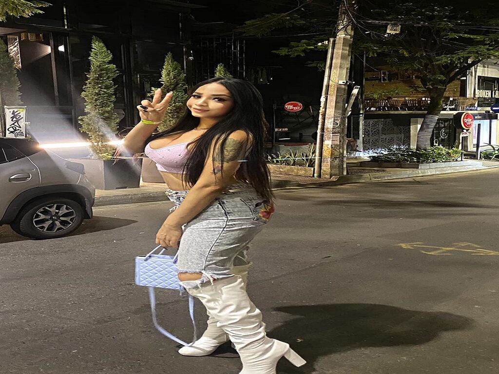 Kylieemartinez's profile - Image n°1