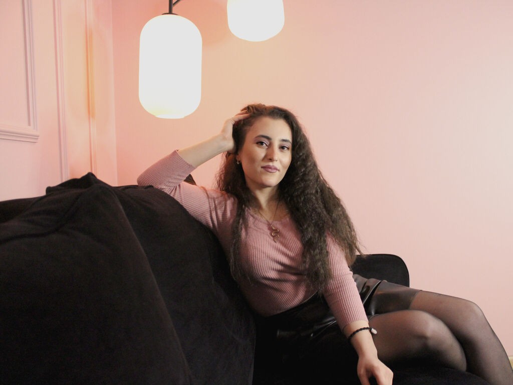 KylieJanney's profile - Image n°4