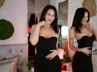 Sexo por webcam con Kyliemaddox