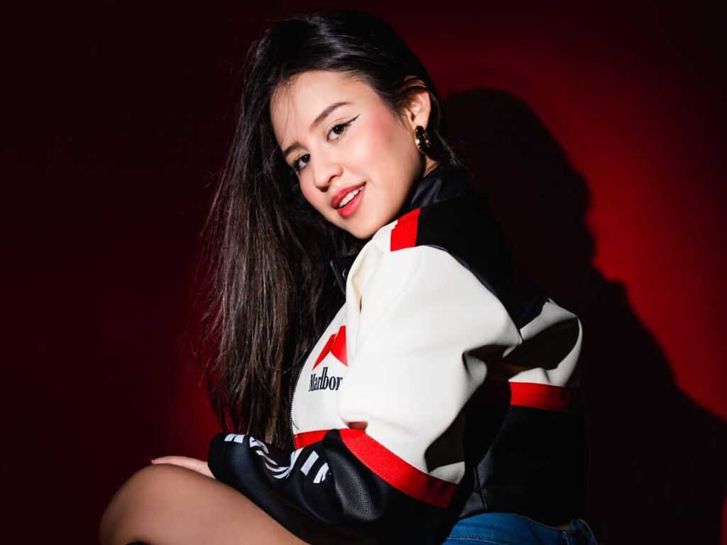 Kylierousy's profile - Image n°0