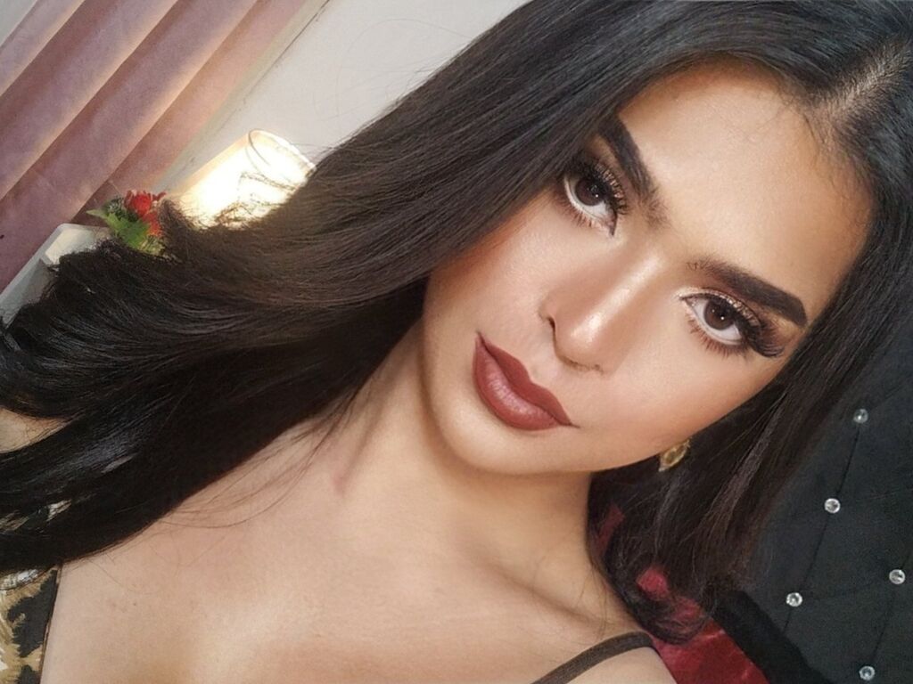 Kylietan's profile - Image n°0