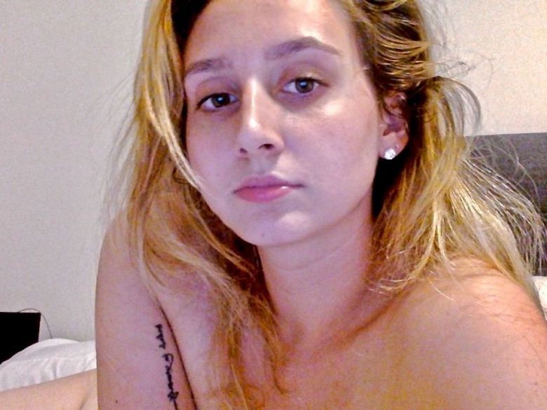 LilPorcelain's profile - Image n°3