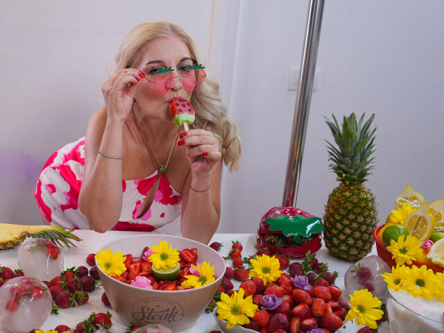 LadyJanyne's profile - Image n°31