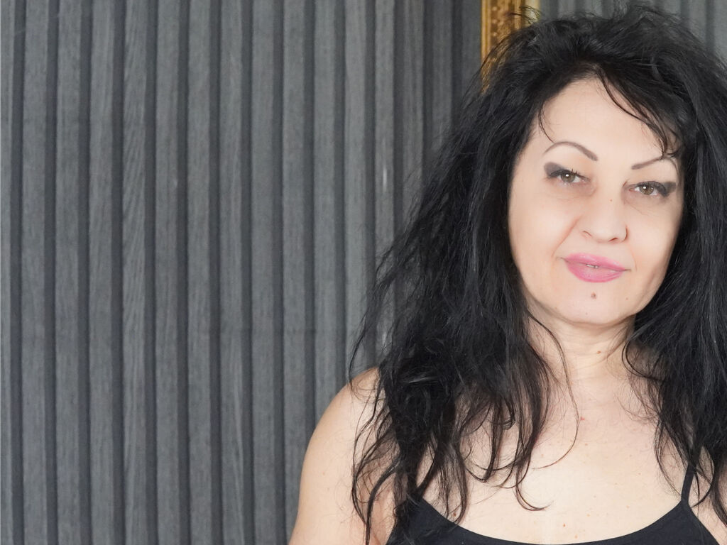 Ladysara's profile - Image n°1