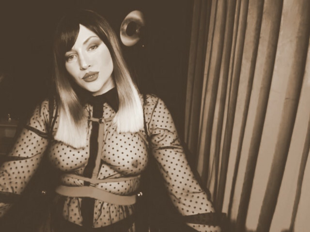 Perfil con LadyScorpion - Imagen  n°9