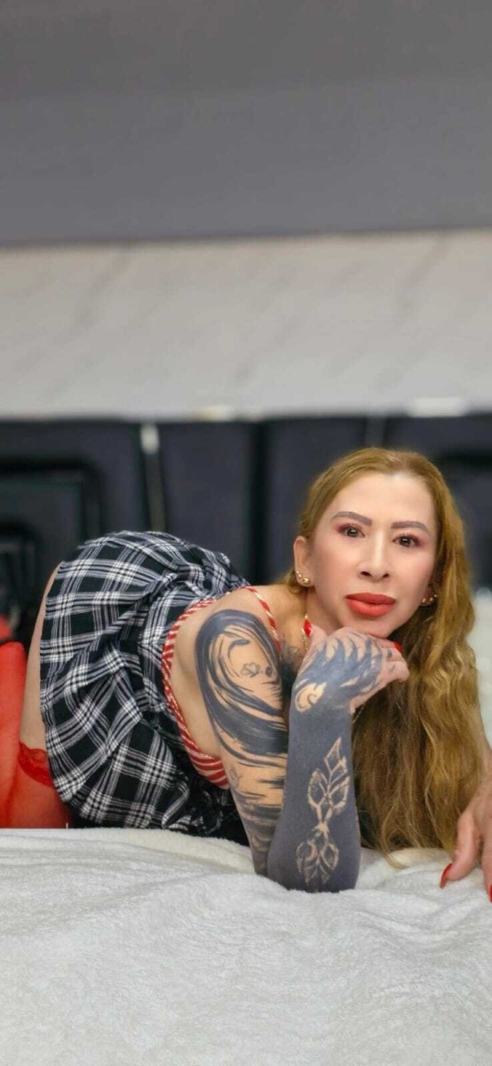 Ladyy_Scarlett's profile - Image n°1