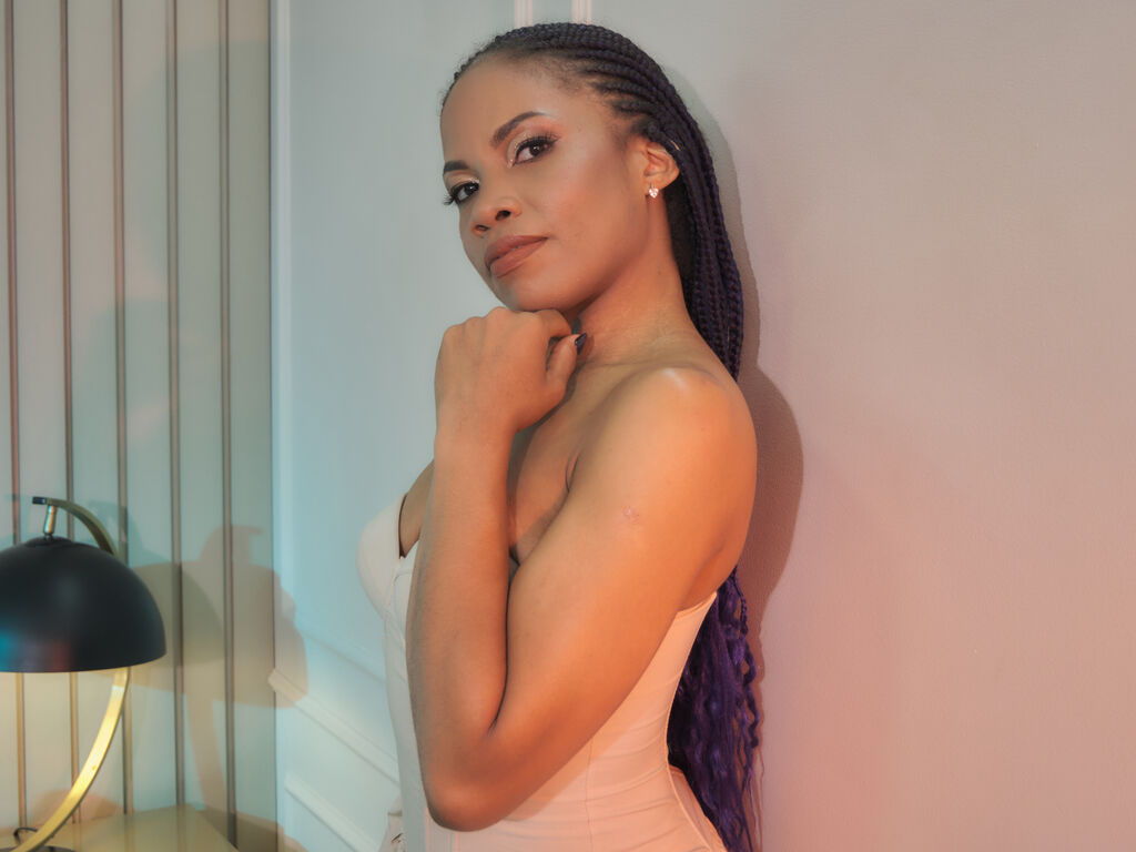 Lailadavidson's profile - Image n°1