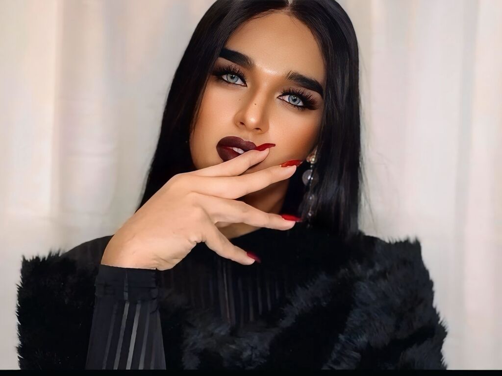 LaraBlair's profile - Image n°2