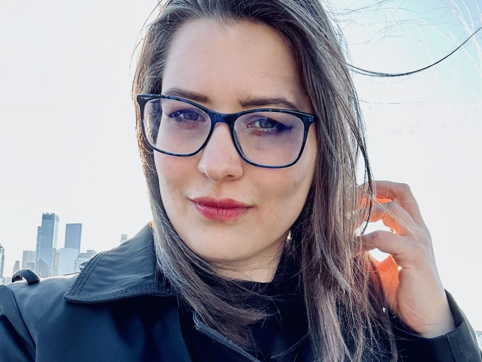 Laraholmes's profile - Image n°0