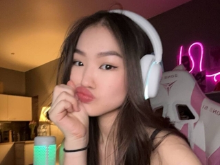 Sexo por webcam con Larasilina