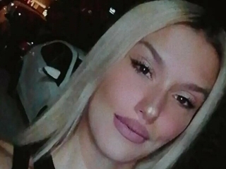 Sexo por webcam con Larastone69