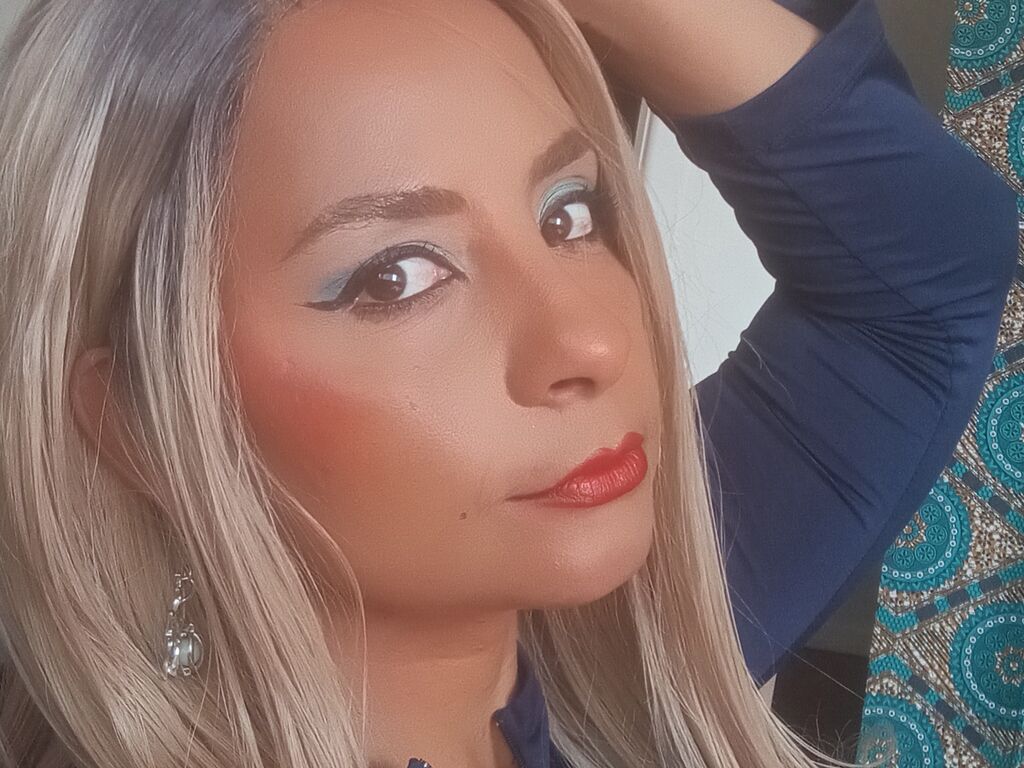 Profil de Lareinecleo - Photo n°0