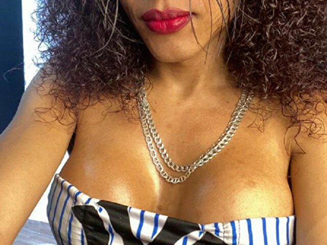 LatinGoddesx's profiel - Afbeelding n°1