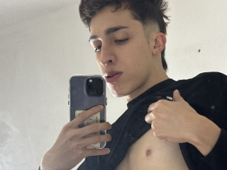 Webcam sex met Latinmilktwo