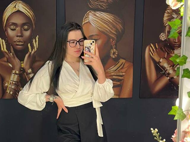 LauraCollins's Profil - Bild n°3