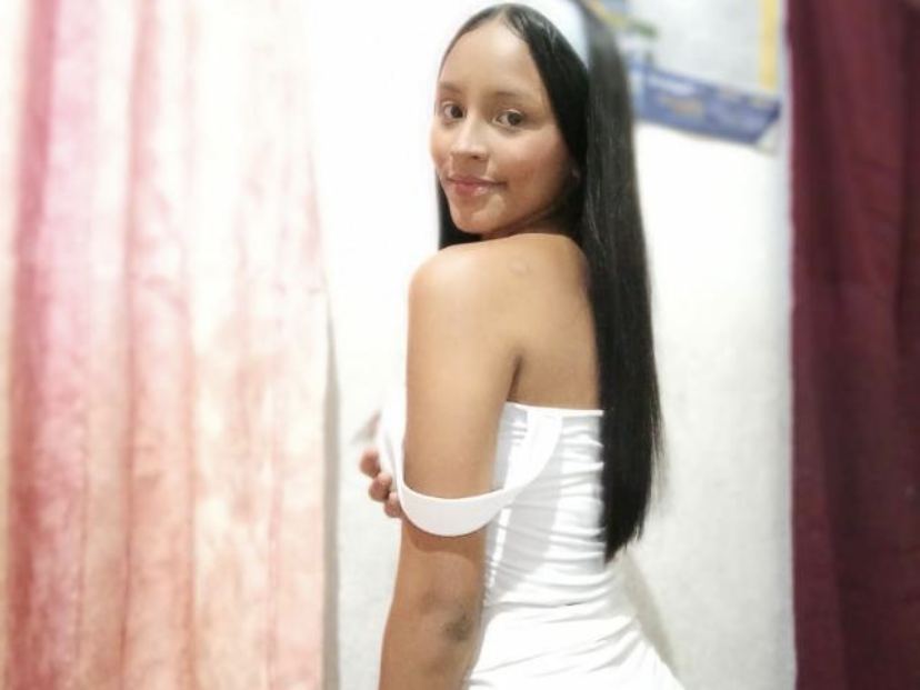 Lauralaan's profile - Image n°0