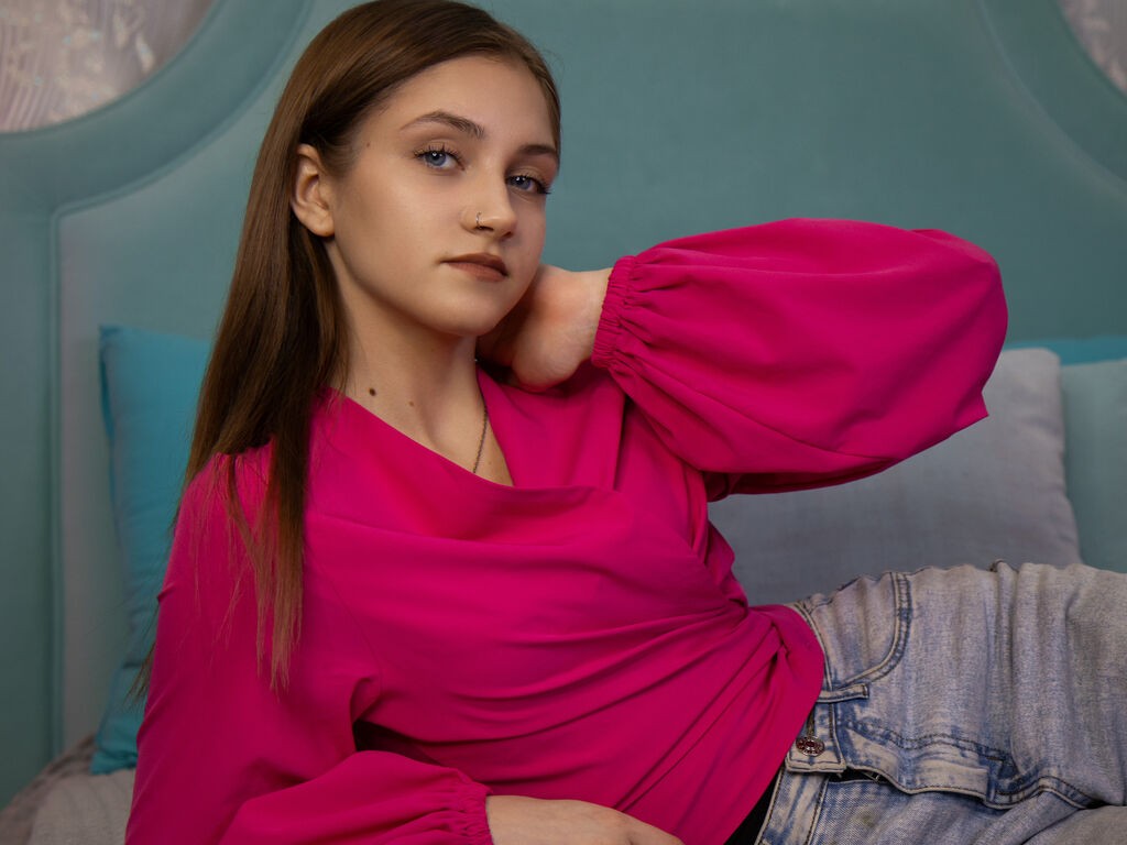 Laurapresley's profile - Image n°0