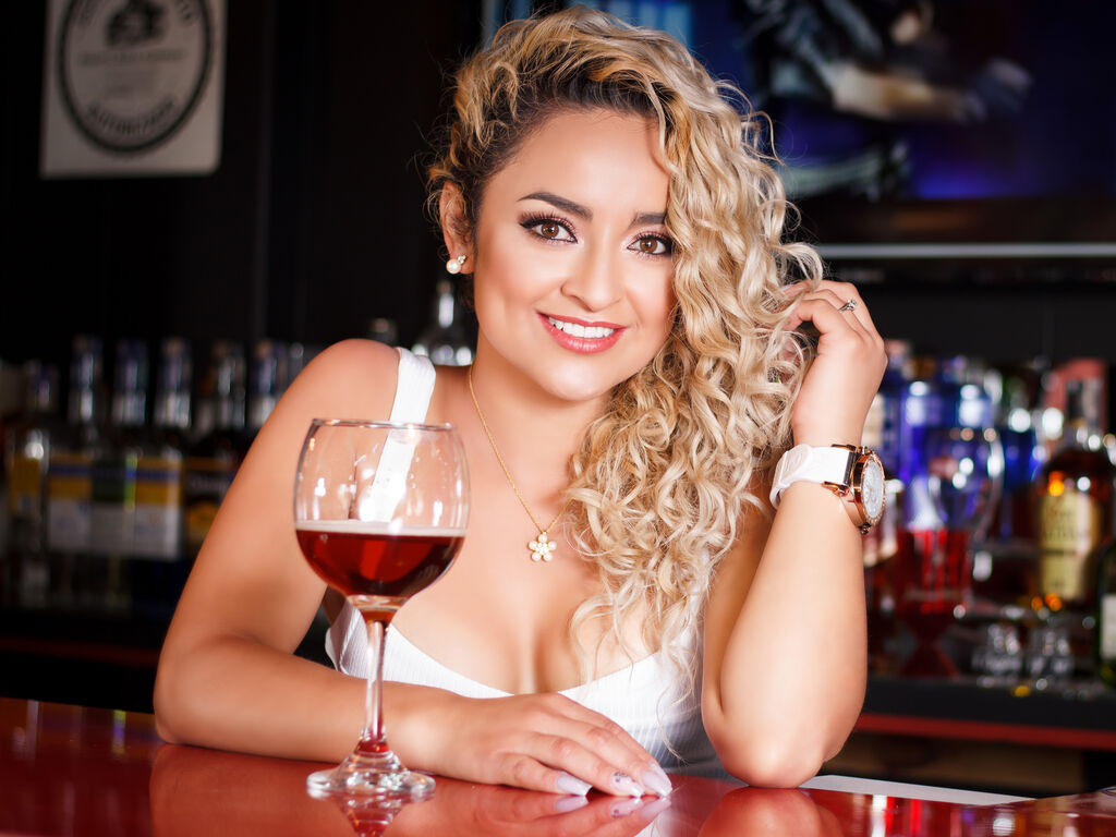 Laurasotos's profile - Image n°4