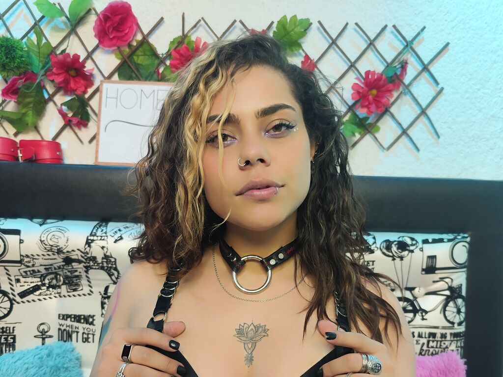 Laurenfoxi's profile - Image n°0