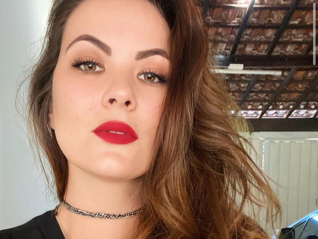 Laurengenova's profile - Image n°0