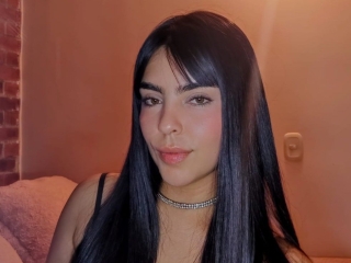 Sexo por webcam con Laurynbm