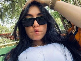 Laveroo_98's Sexcam