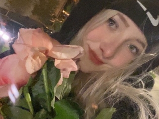 Webcam sex with Lavetazam