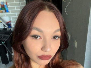 Sexo por webcam con Laylaamiri