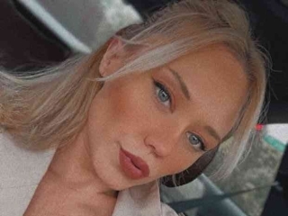 Sexo por webcam con Laylalainz