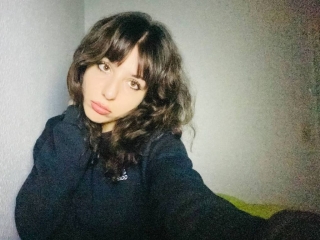 Sexo por webcam con Laylamoonroe