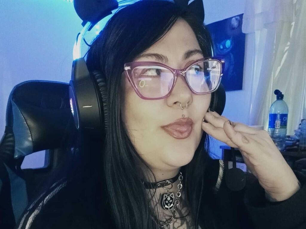 Laylaraven's profile - Image n°1