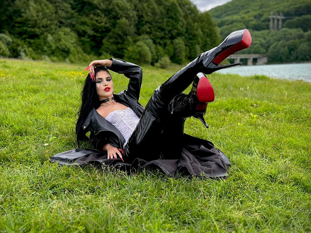 Leanoire' profilo - Immagine n°0