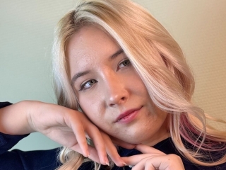 Sexo por webcam con Leenanicole