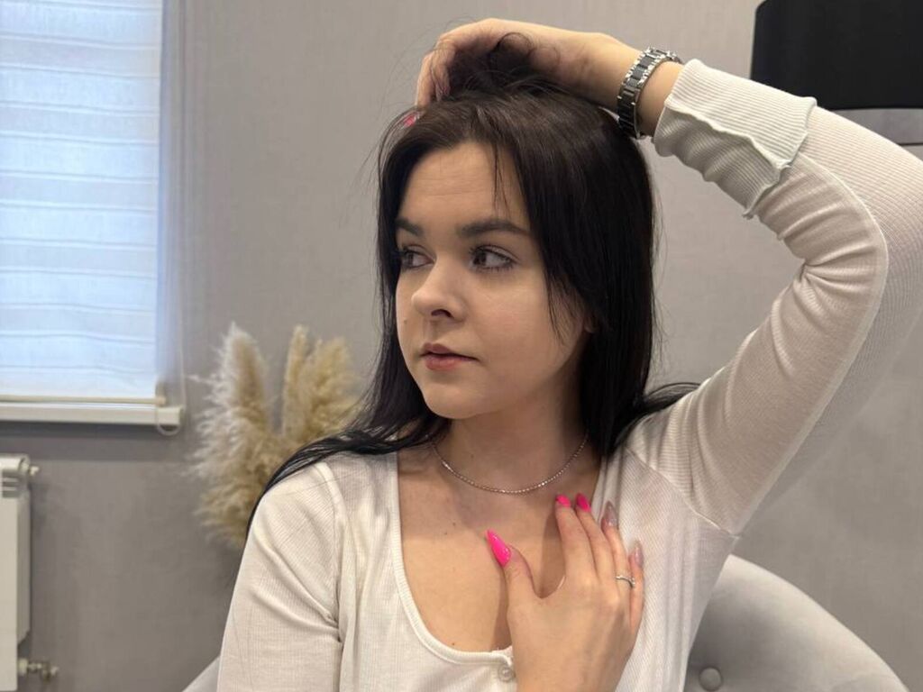 Leilahey's profile - Image n°0