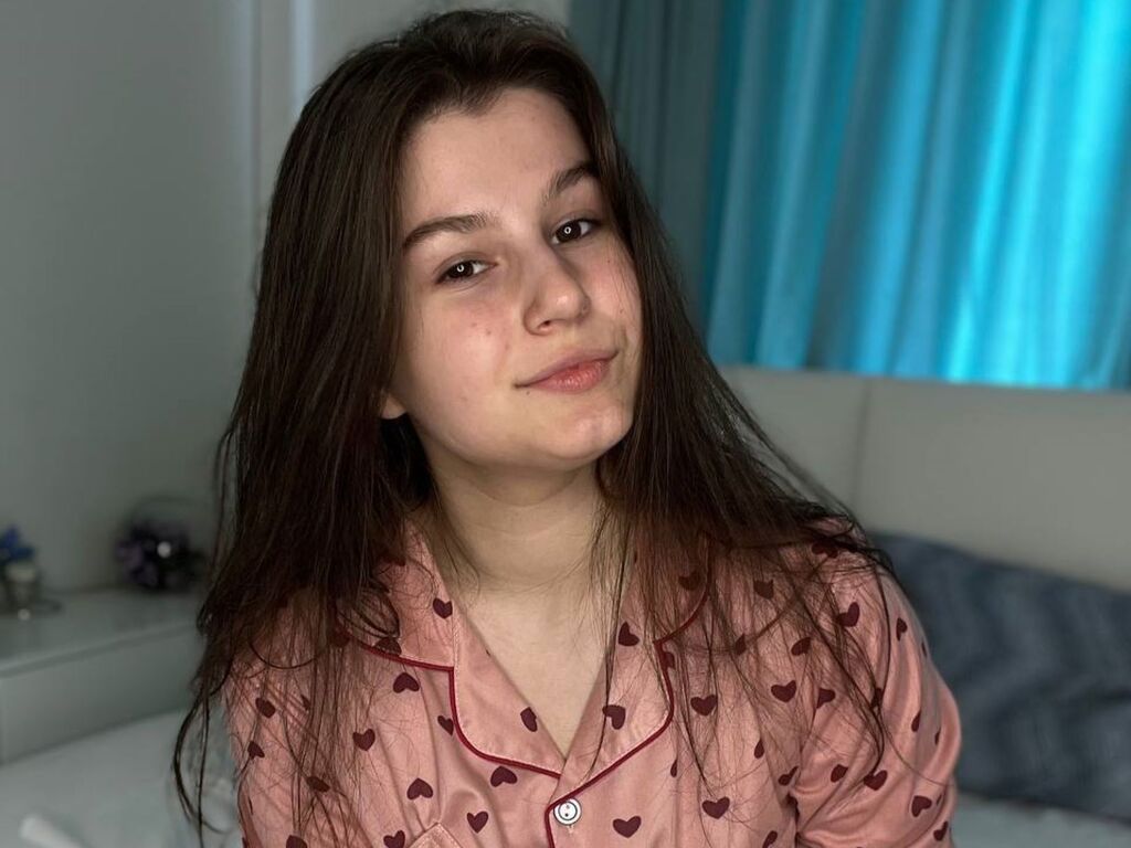 Leilarhoades's profile - Image n°0