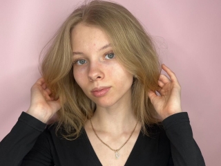 Sexo por webcam con Leliagrunert