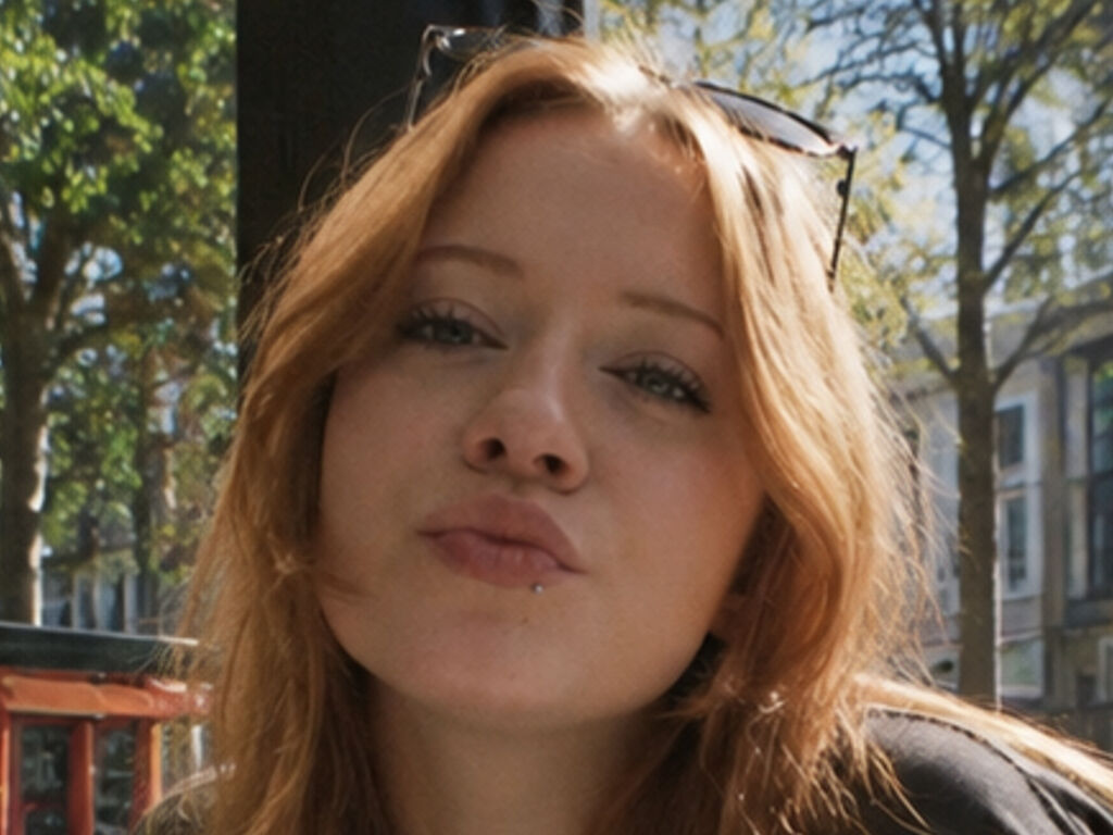 Lennielukasik's profile - Image n°1