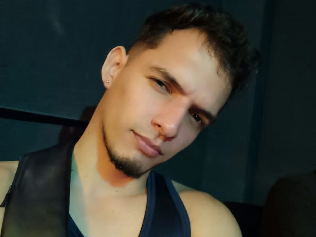 Perfil con Leobonucci - Imagen  n°1