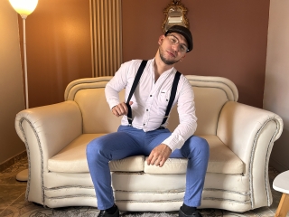 Leon_Barrios's Sexcam