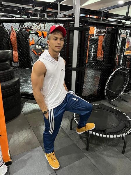 Profil de Leonardprice - Photo n°1