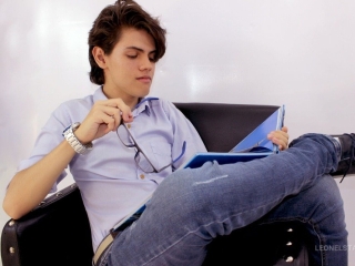 Sexo por webcam con Leonarstark