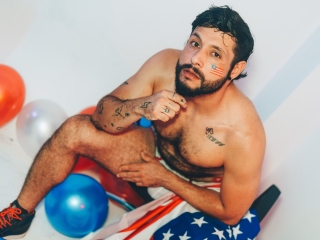 Webcam sex met Leonelsanchez