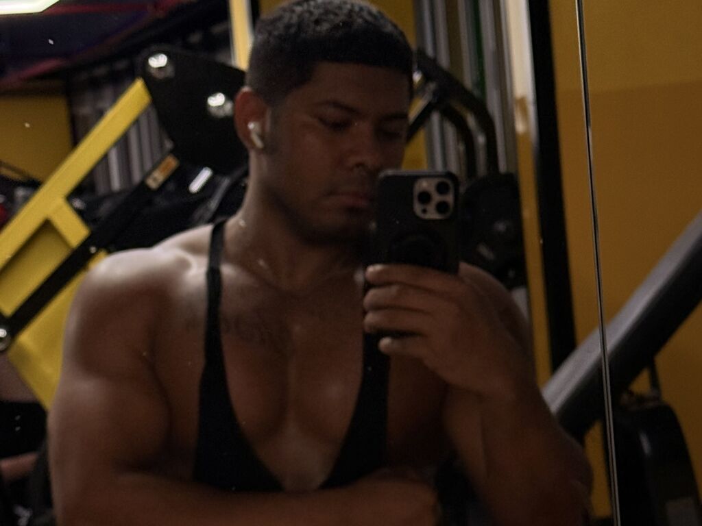 Perfil con Leonmike - Imagen  n°1