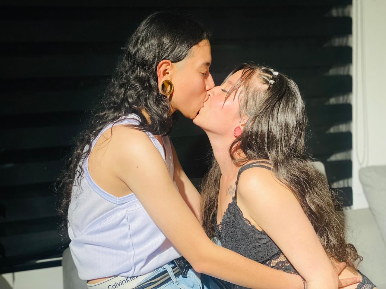 Lesbianhard20's profile - Image n°0