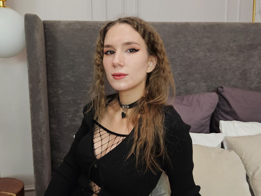Lesliemines's profile - Image n°1