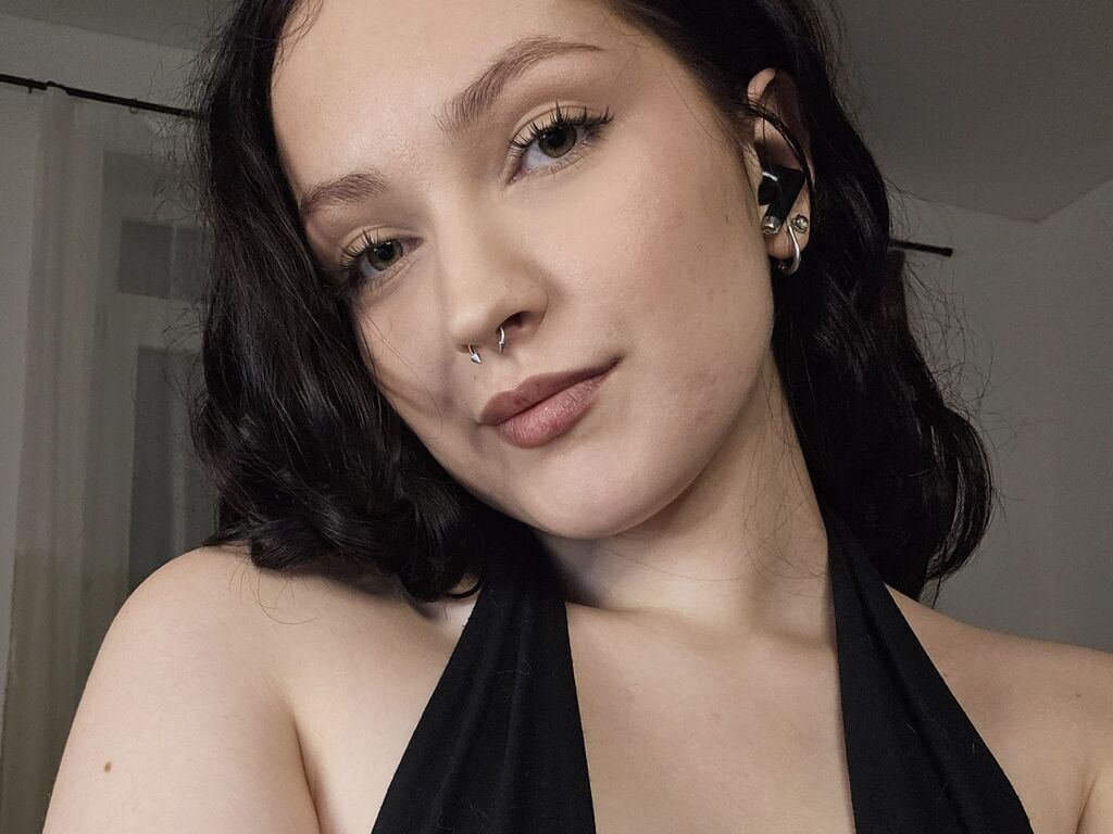 Lessieblair's profile - Image n°1