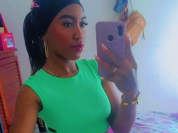 Lexynaughty's profile - Image n°0