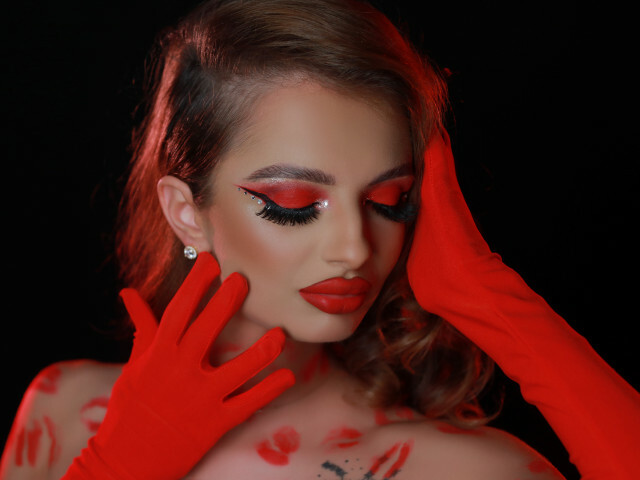 LeyaMeyers's profile - Image n°2