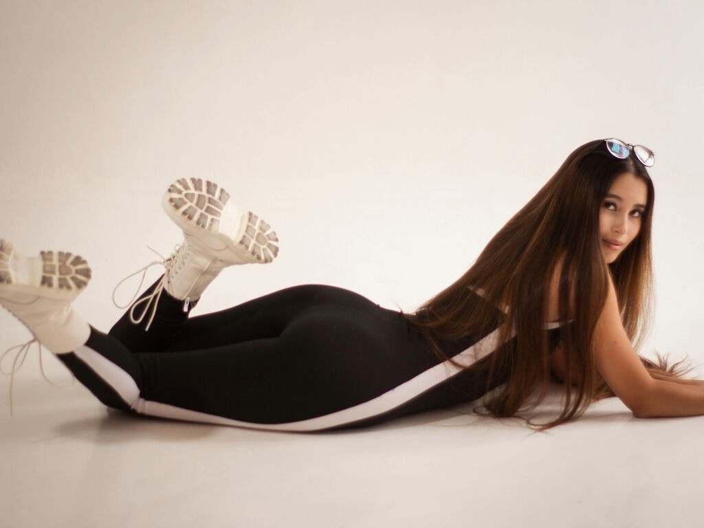 Leynabell's profile - Image n°1