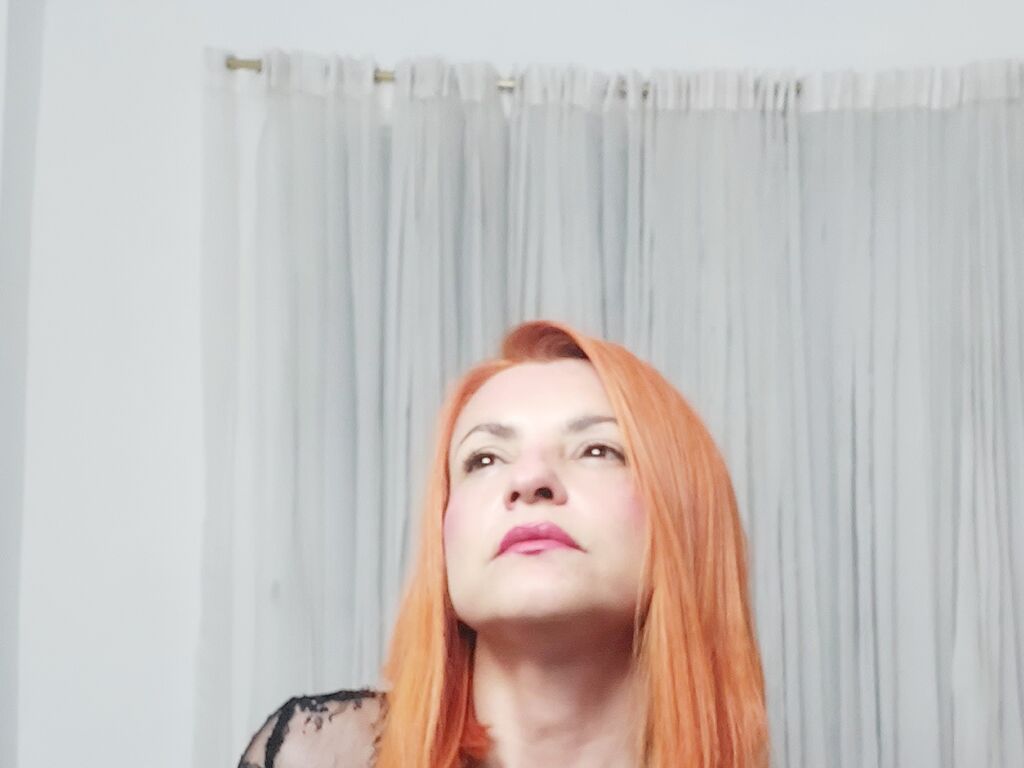 Lhiz's profile - Image n°0